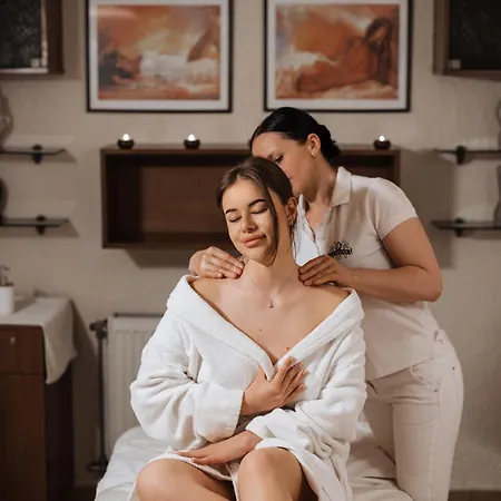 Szálloda Ungvarskiy Thermal 3*