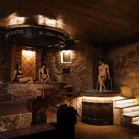 Hotel Ungvarskiy Thermal 3*